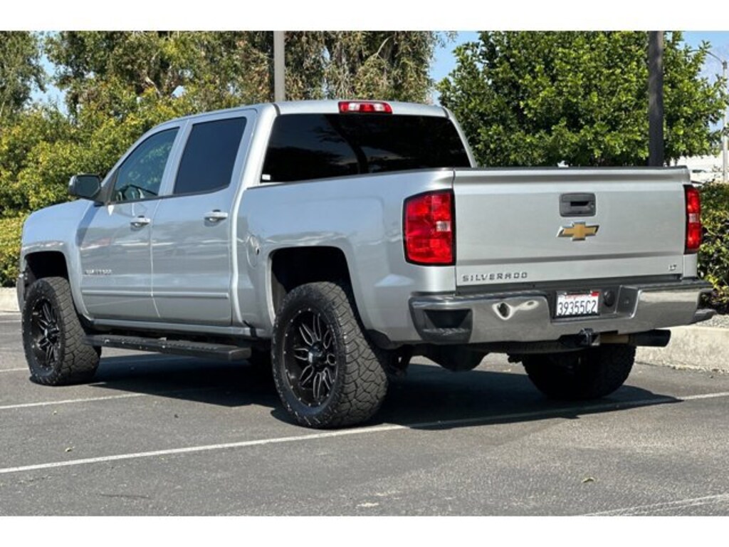 Used 2018 Chevrolet Silverado 1500 LT w/1LT Truck Crew Cab
