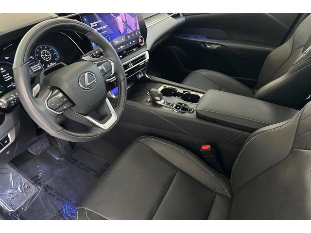 2025 Lexus RX 350h photo 4