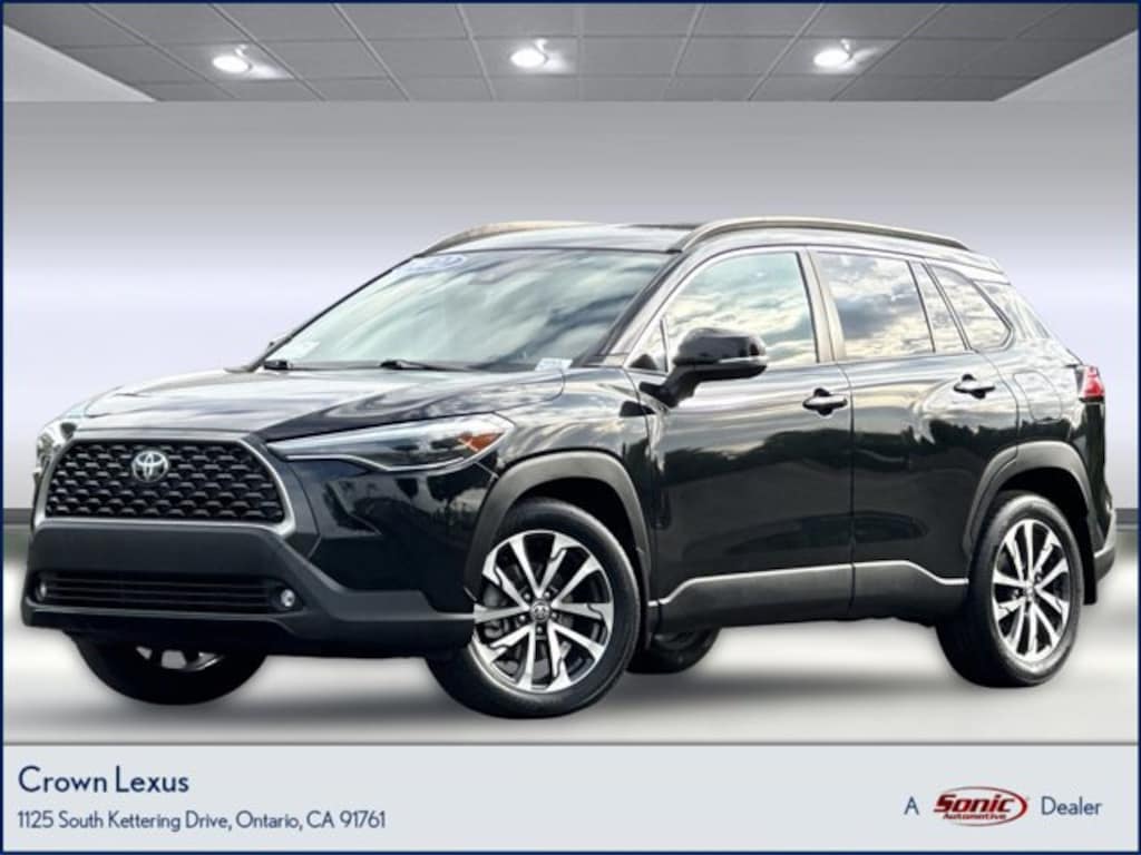 Used 2022 Toyota Corolla Cross XLE SUV