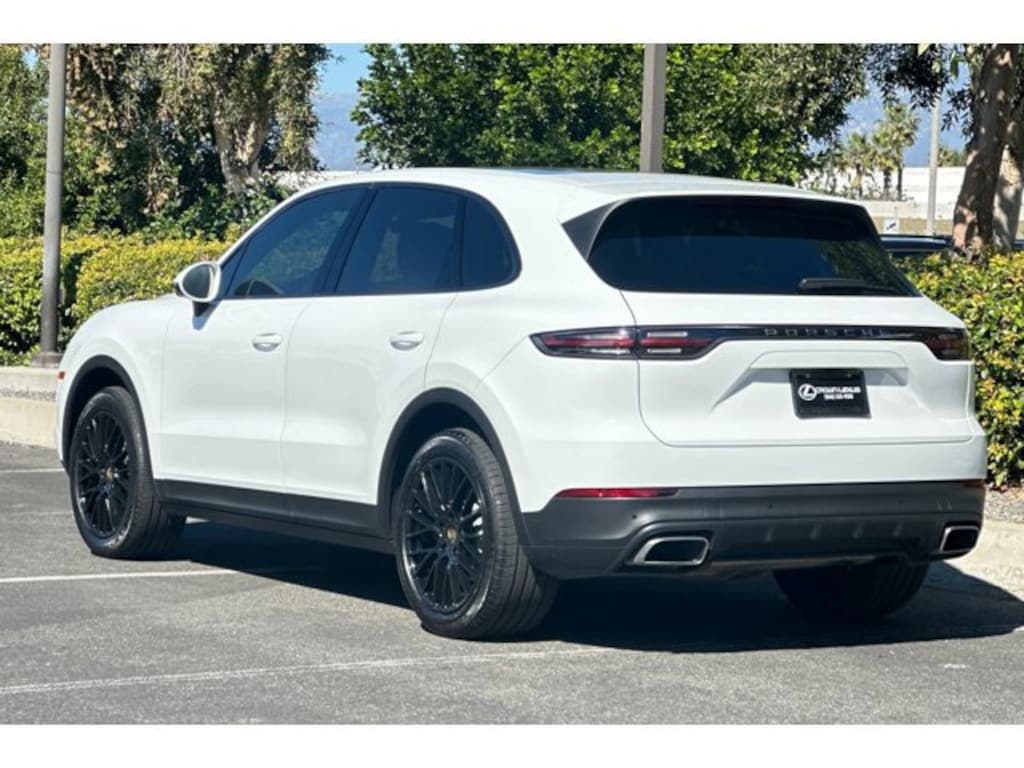 Used 2022 Porsche Cayenne Platinum Edition SUV