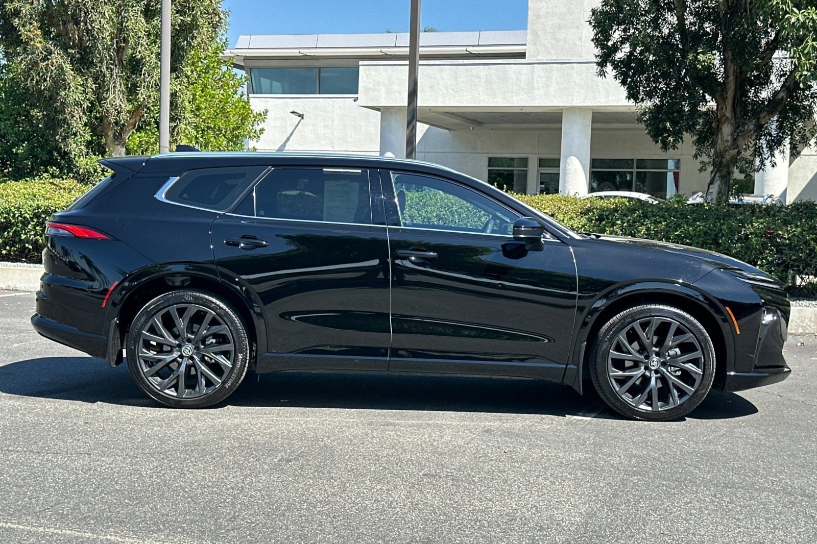 2026 Toyota Crown Signia Limited SUV