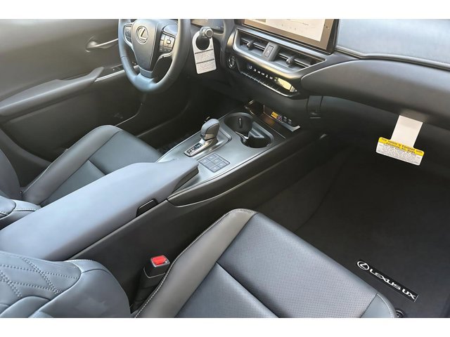 2026 Lexus UX Hybrid 300h Premium - Photo 26