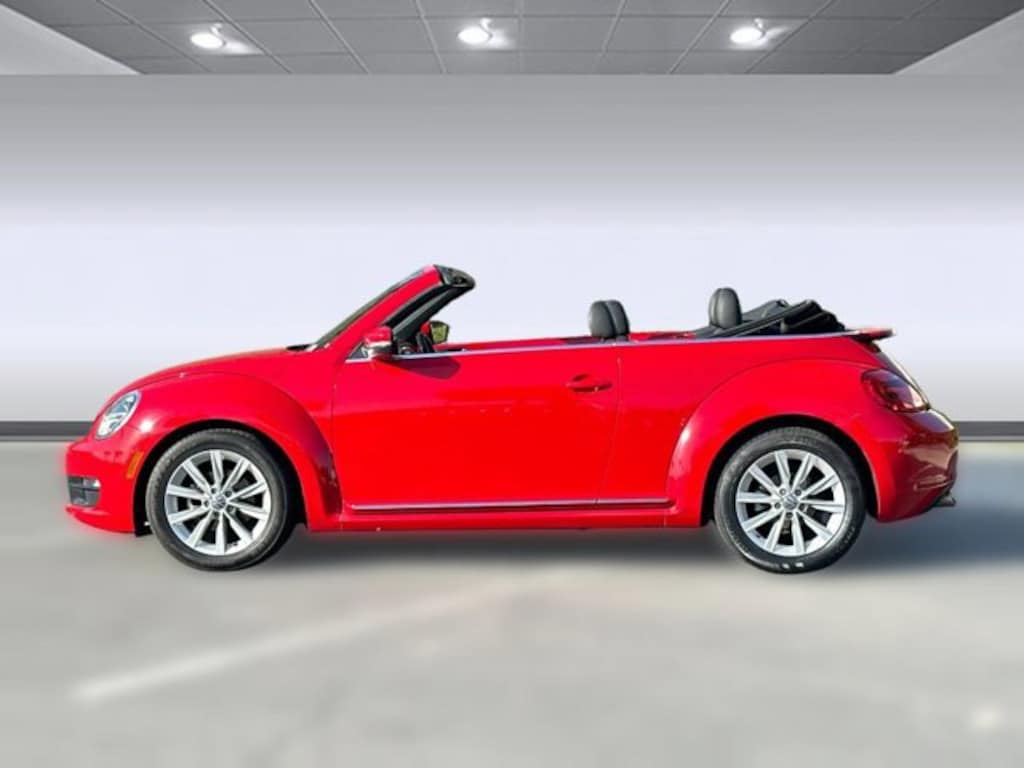 Used 2013 Volkswagen Beetle 2.5L w/PZEV Convertible