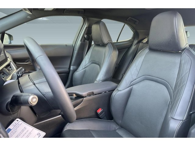 2026 Lexus UX Hybrid 300h Premium - Photo 20