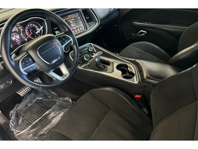 2015 Dodge Challenger R/T Scat Pack photo 4