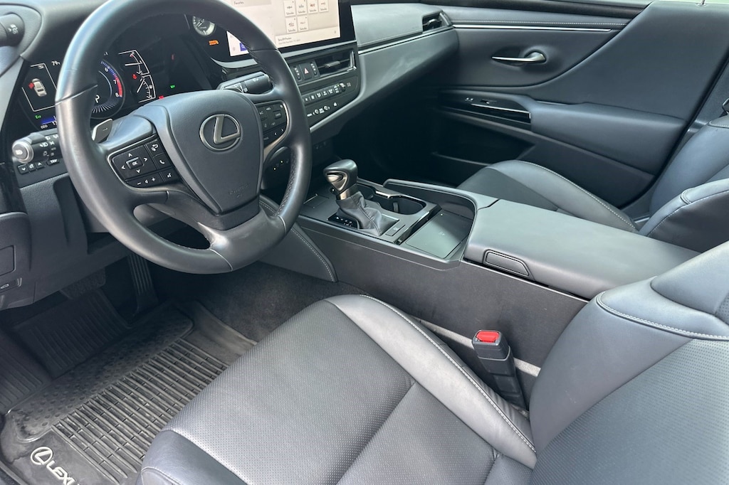 Certified 2025 Lexus ES 350 Base Sedan