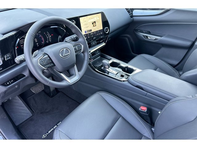 2026 Lexus NX 350 photo 4