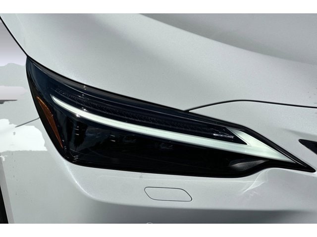 2026 Lexus NX 450h+ Luxury - Photo 10