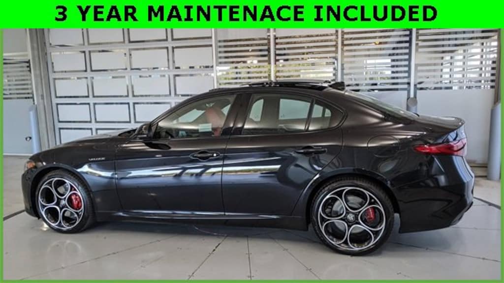 New 2023 Alfa Romeo Giulia Veloce Veloce RWD