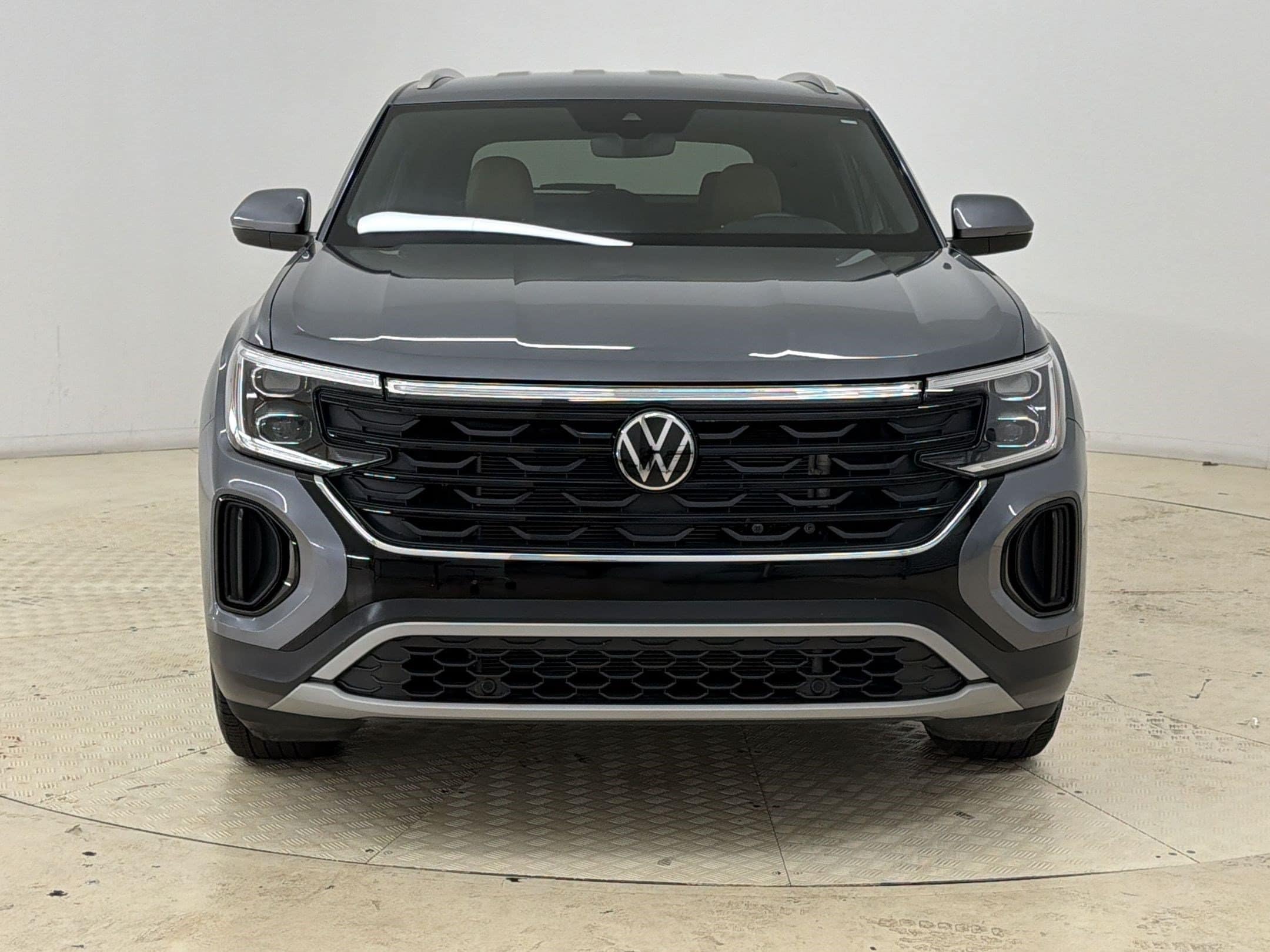 Atlas Cross Sport 2.0T SE SUV