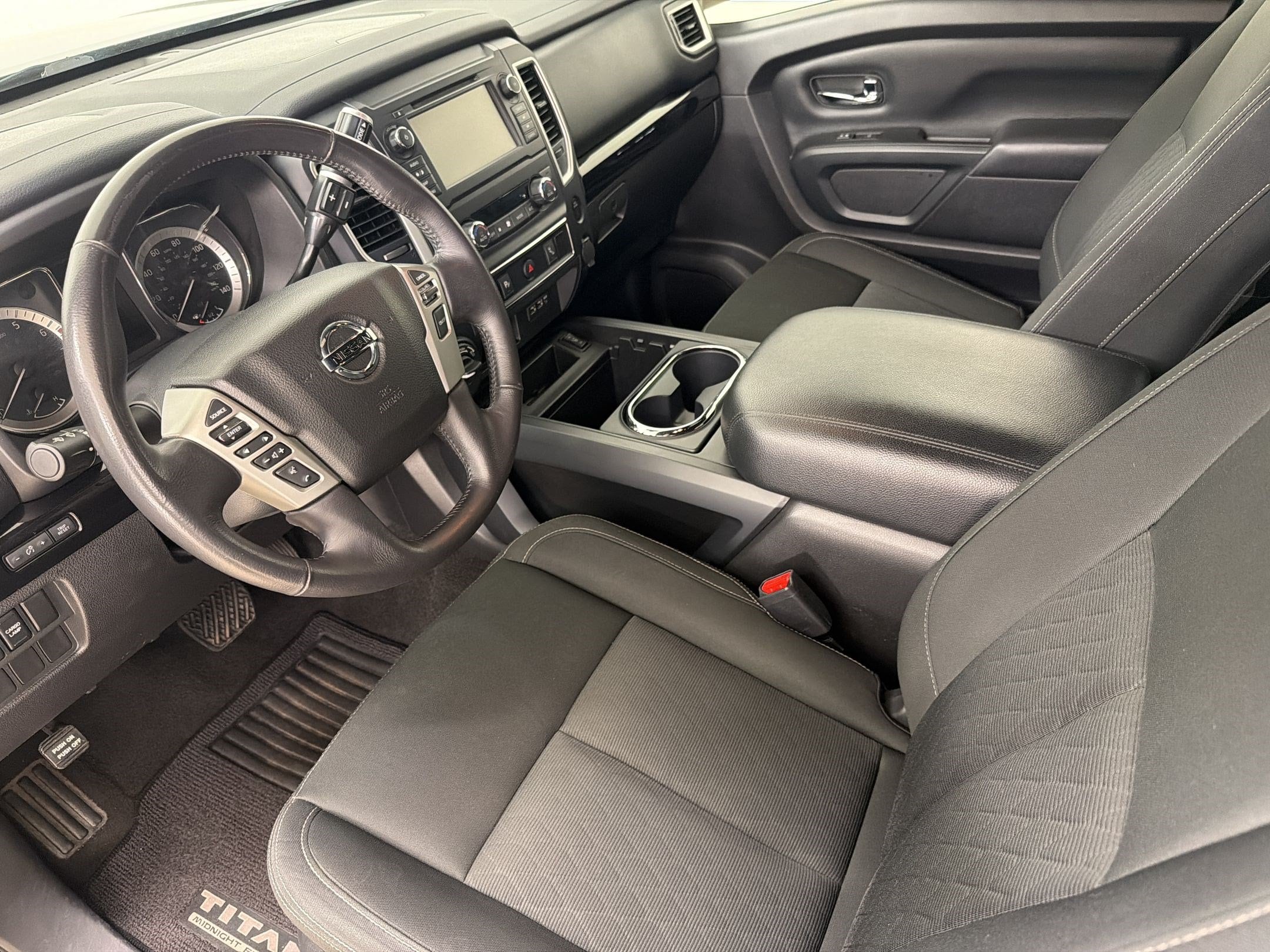 Titan SV Truck Crew Cab