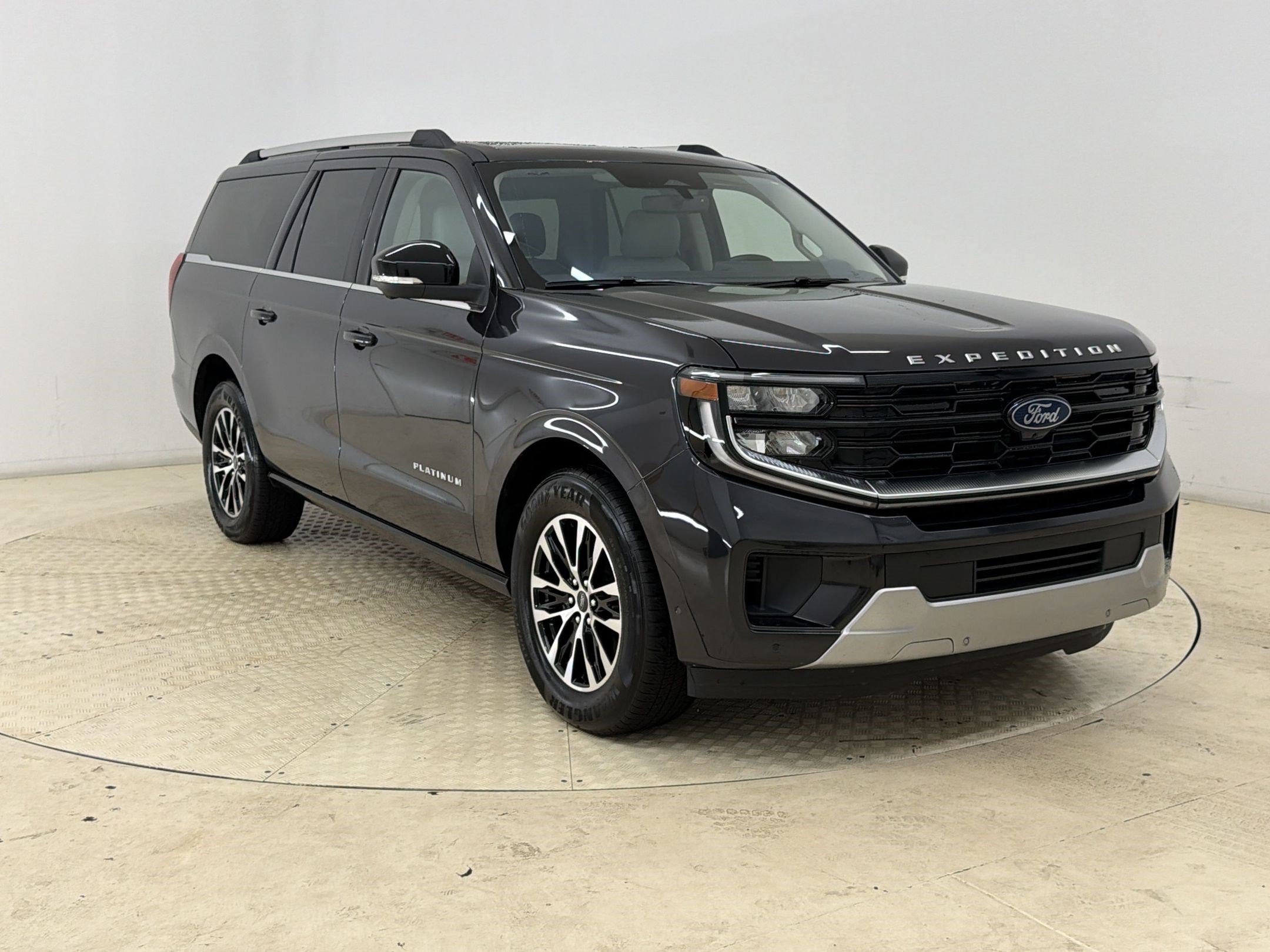 Expedition Max Platinum SUV