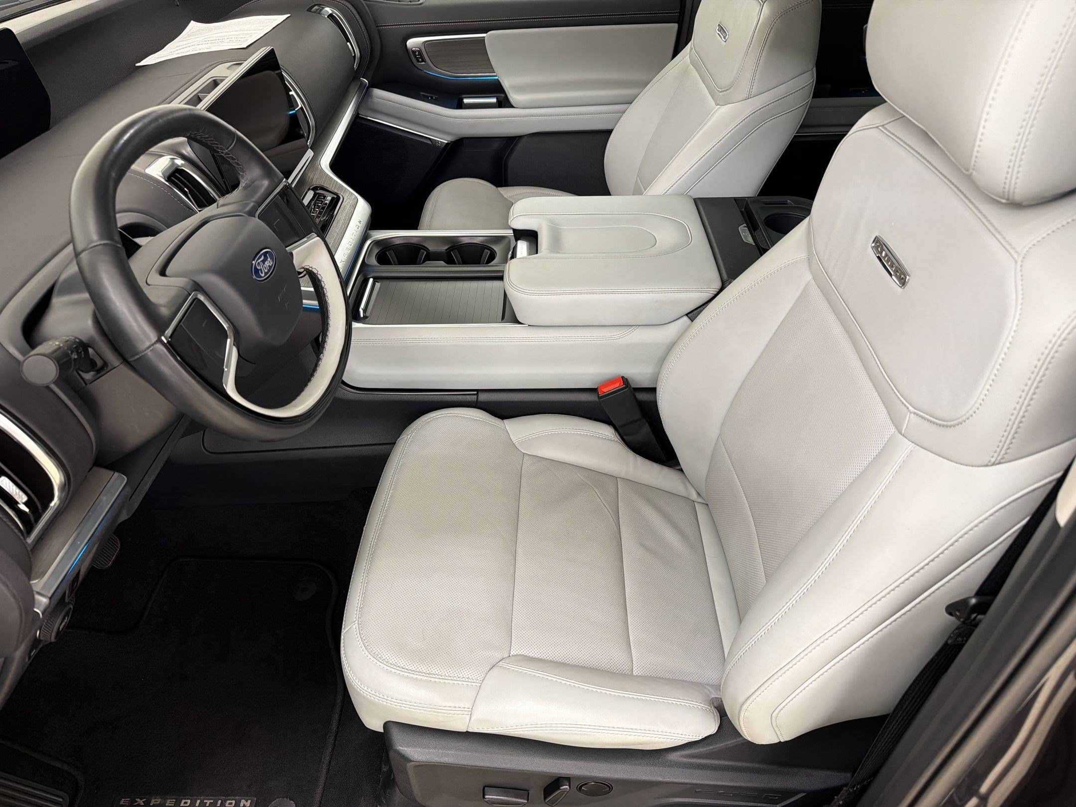 Expedition Max Platinum SUV
