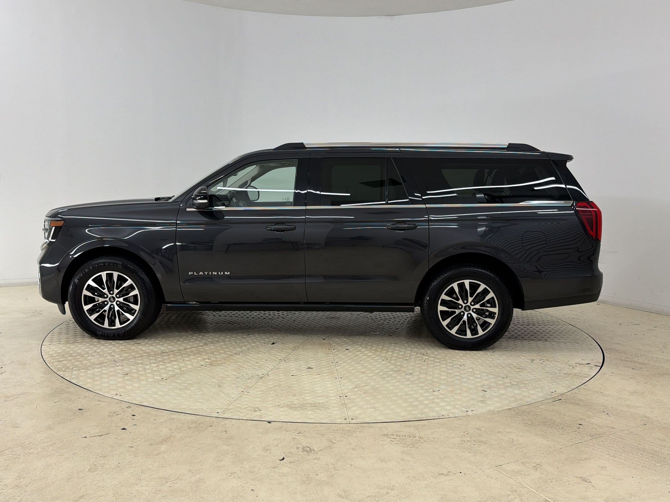 Expedition Max Platinum SUV