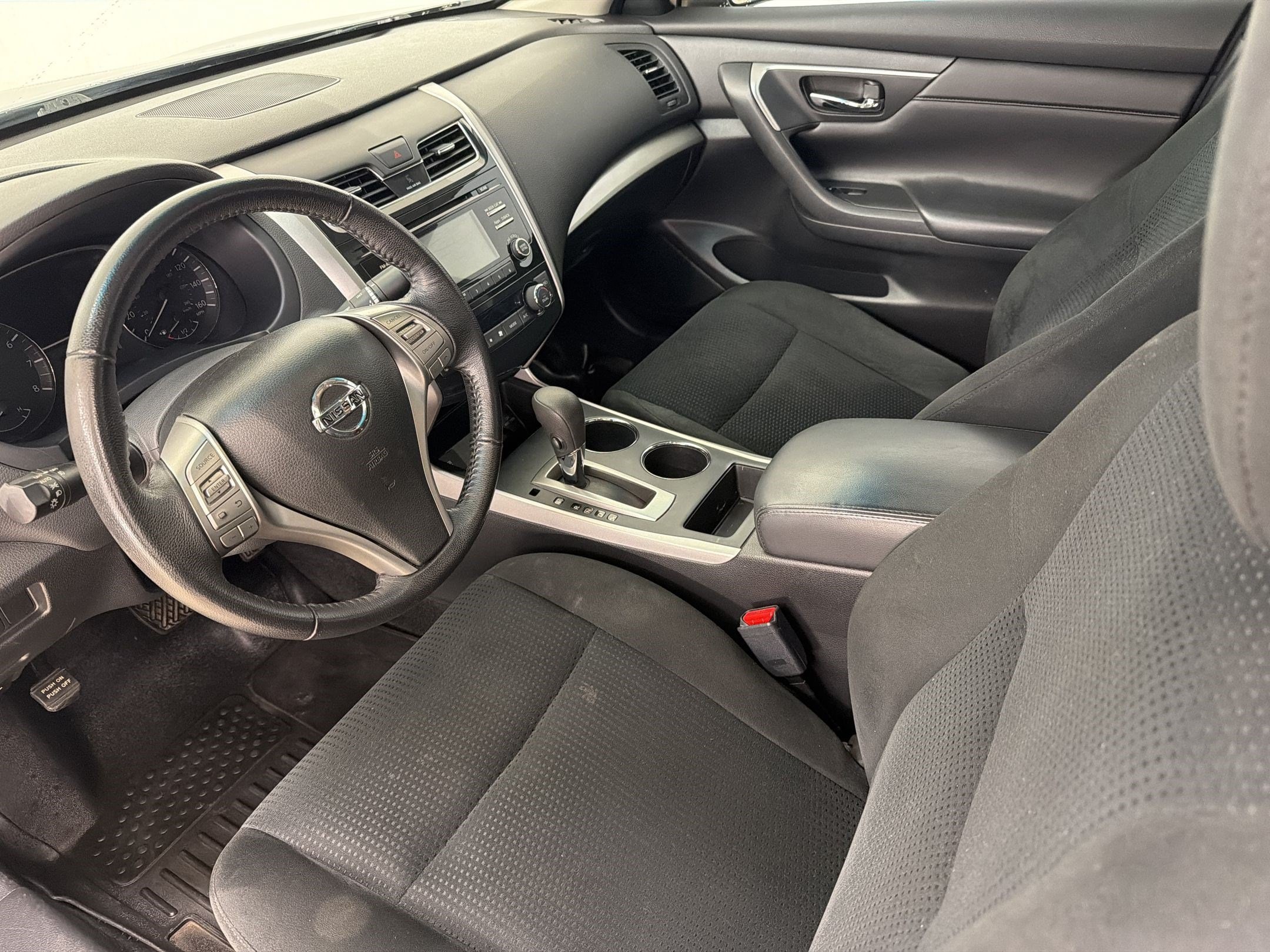 Altima 2.5 SV Sedan
