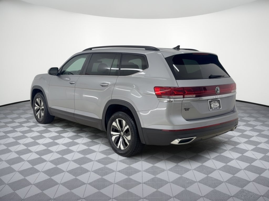 Used 2025 Volkswagen Atlas 2.0T SE SUV