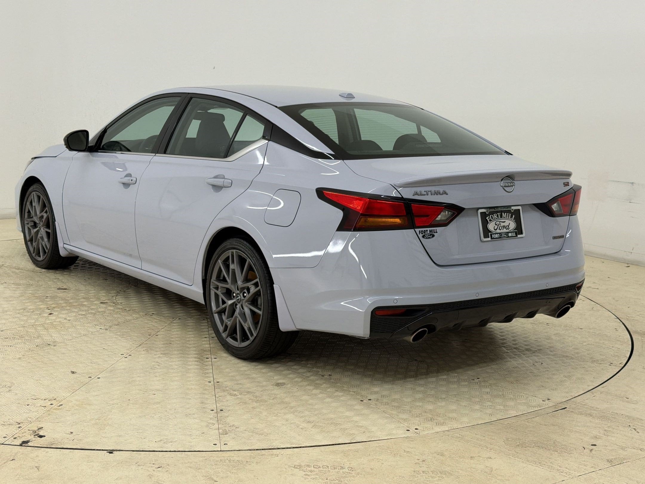 Altima 2.0 SR Sedan