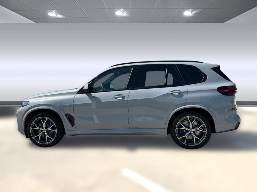 New 2026 BMW X5 PHEV xDrive50e SUV