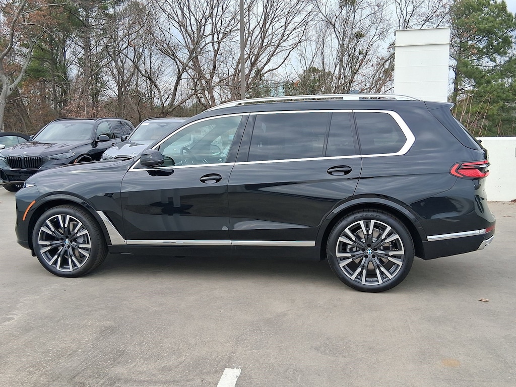 New 2026 BMW X7 xDrive40i SUV