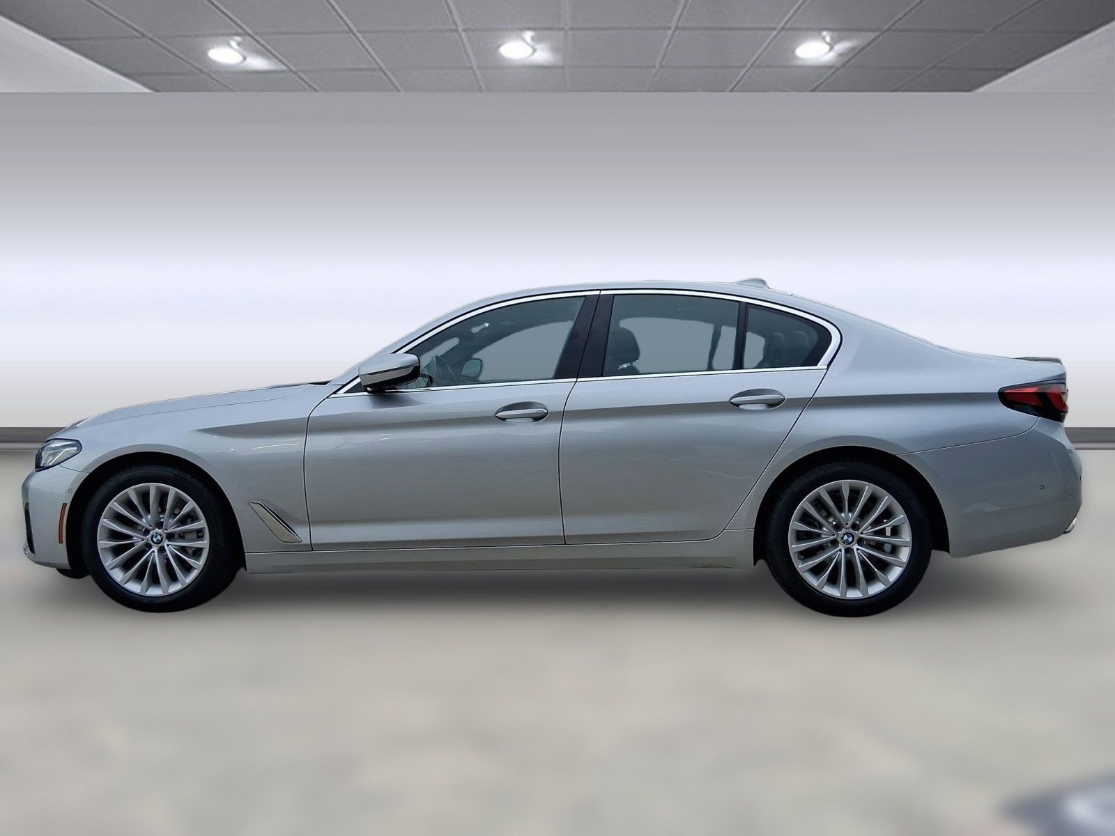2021 Bmw 530i photo 2