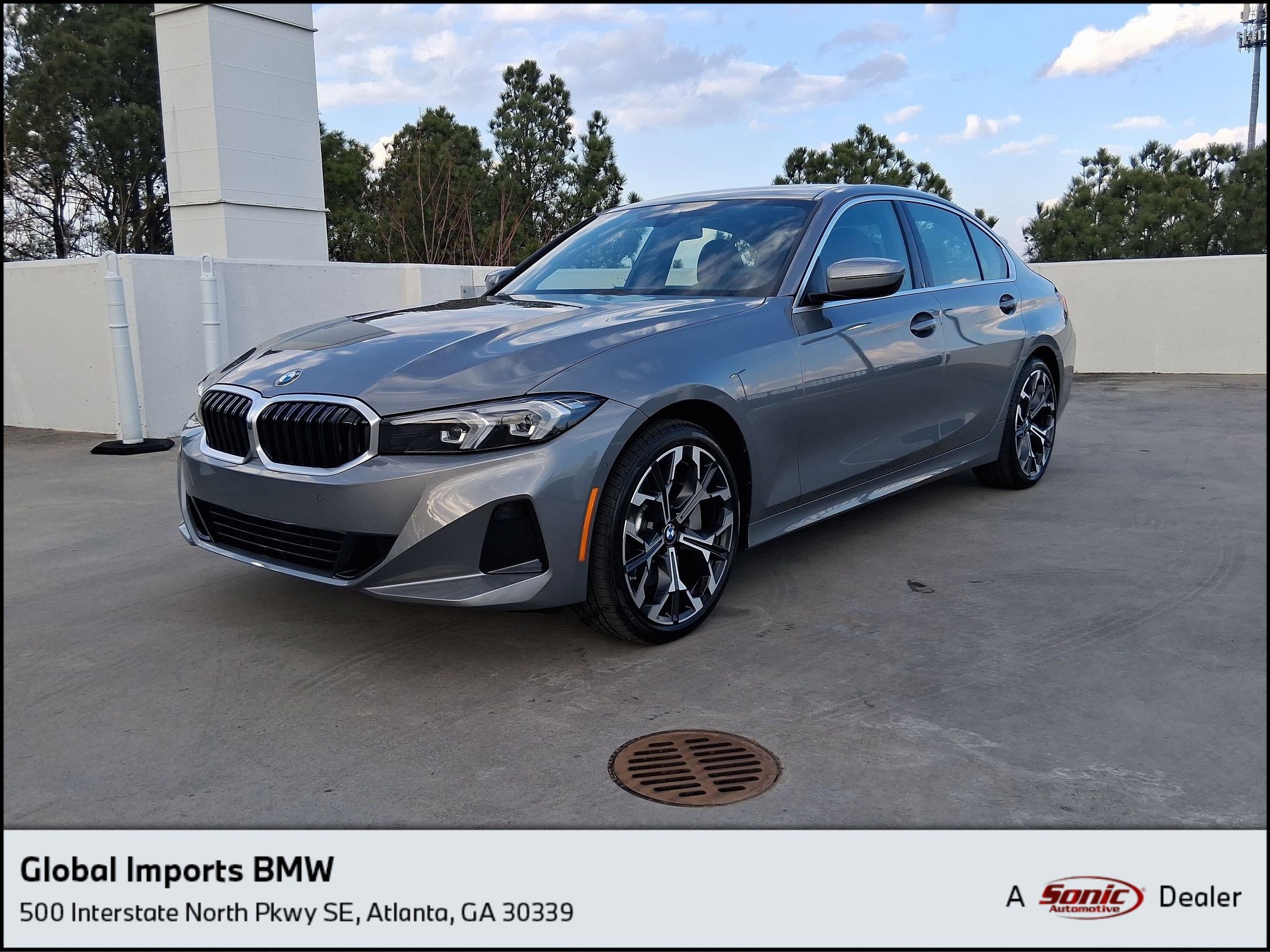 2026 BMW 3 Series 330i xDrive Sedan's photo
