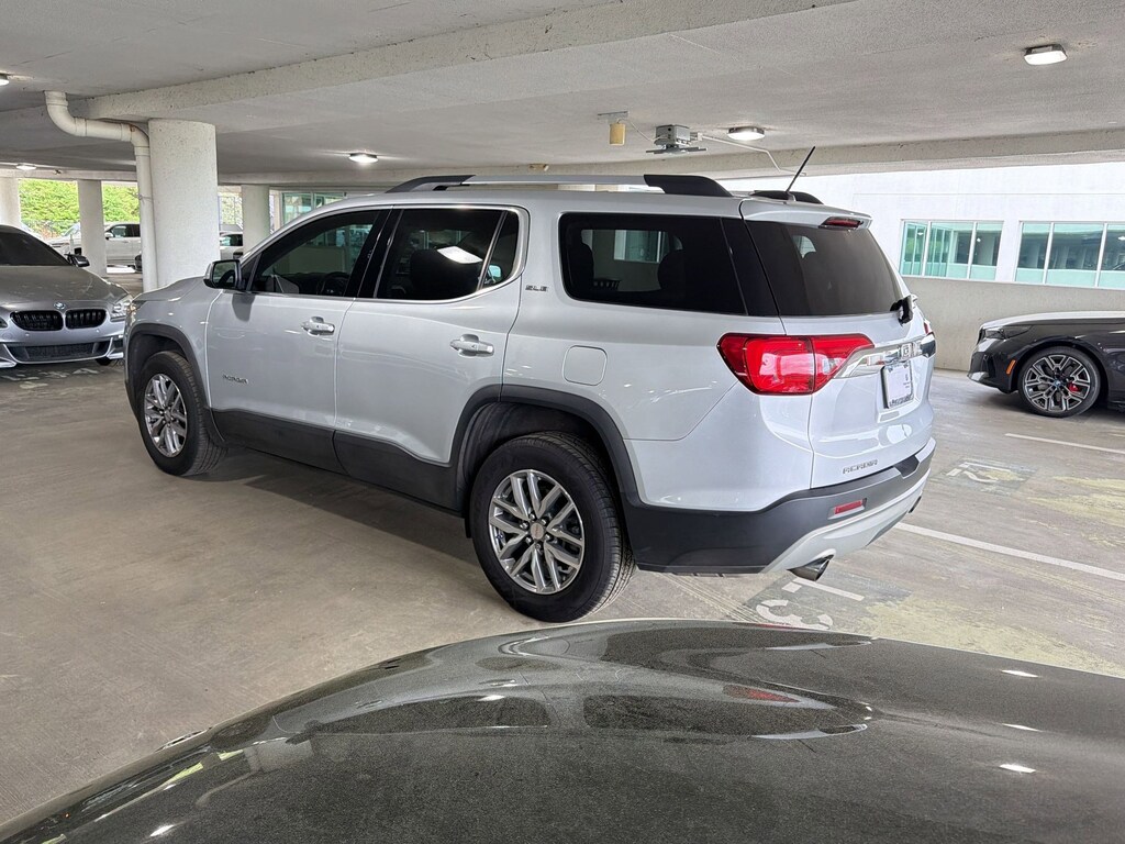 Used 2017 GMC Acadia SLE-2 SUV