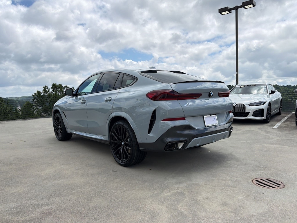 New 2027 BMW X6 xDrive40i SUV