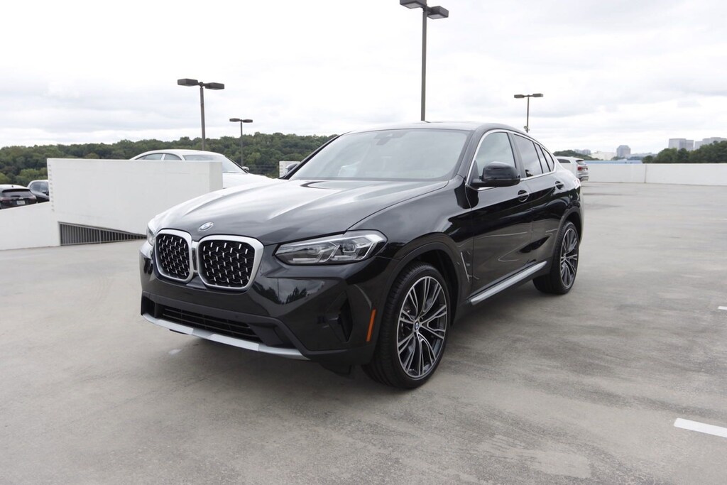 PreOwned 2025 BMW X4 For Sale at Global Imports BMW VIN 5UX33DT06S9X90473