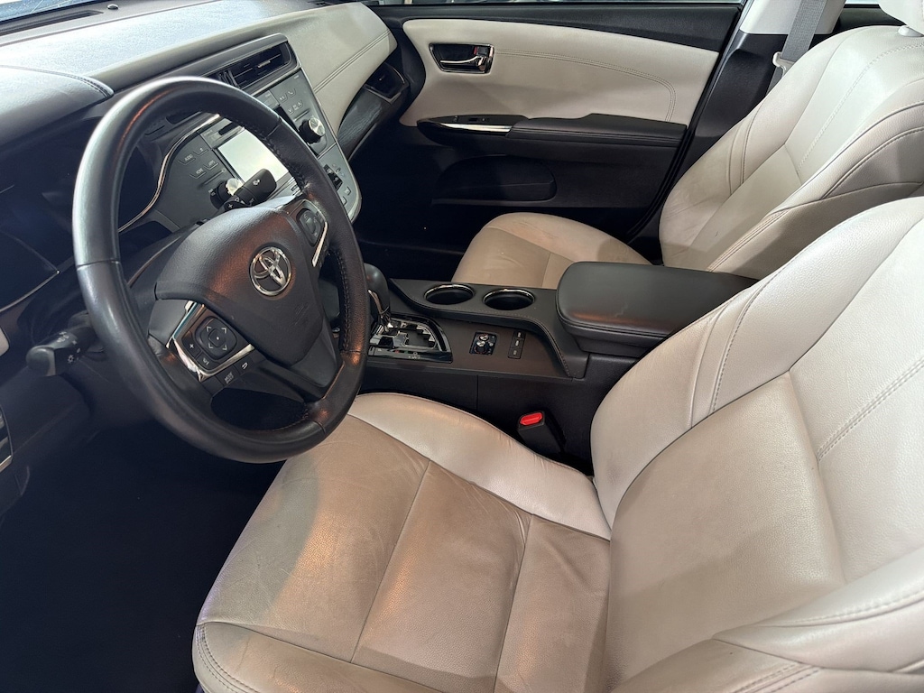 Used 2017 Toyota Avalon XLE Sedan