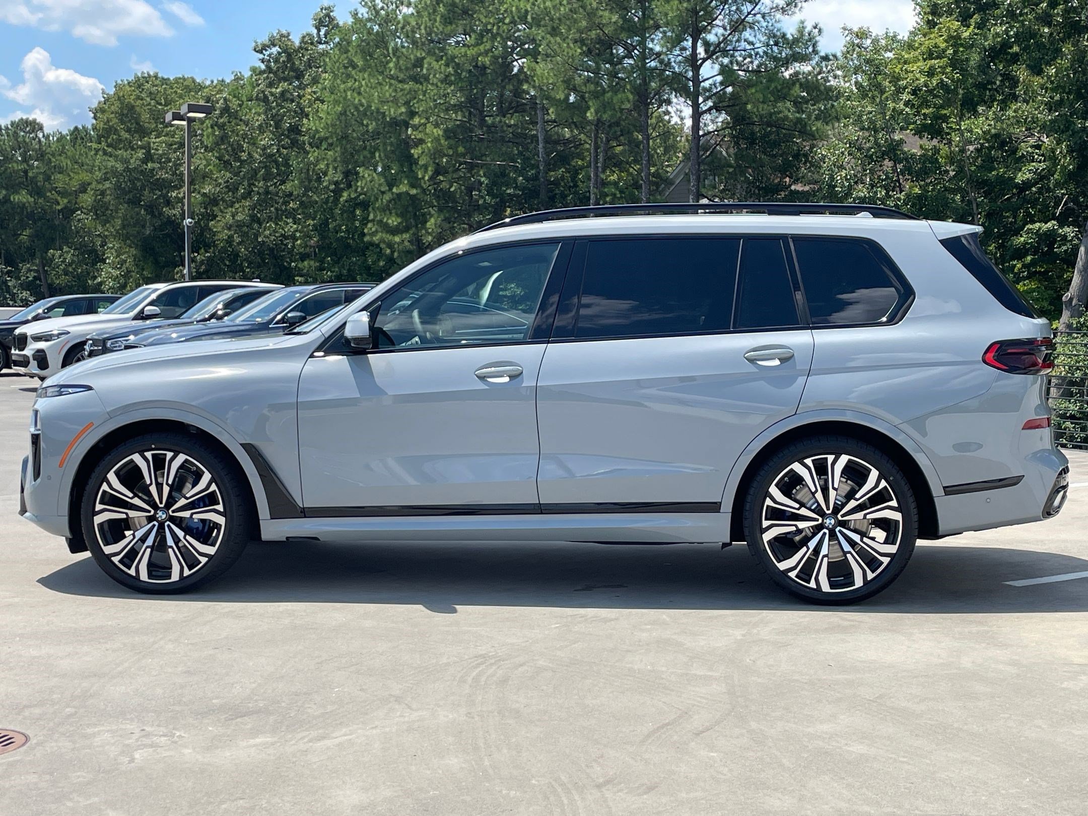 2026 Bmw X7 xDrive40i photo 2
