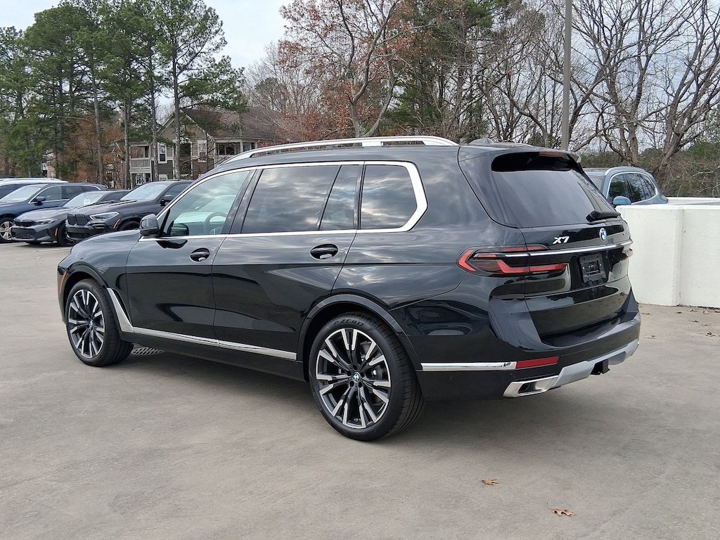 New 2026 BMW X7 xDrive40i SUV
