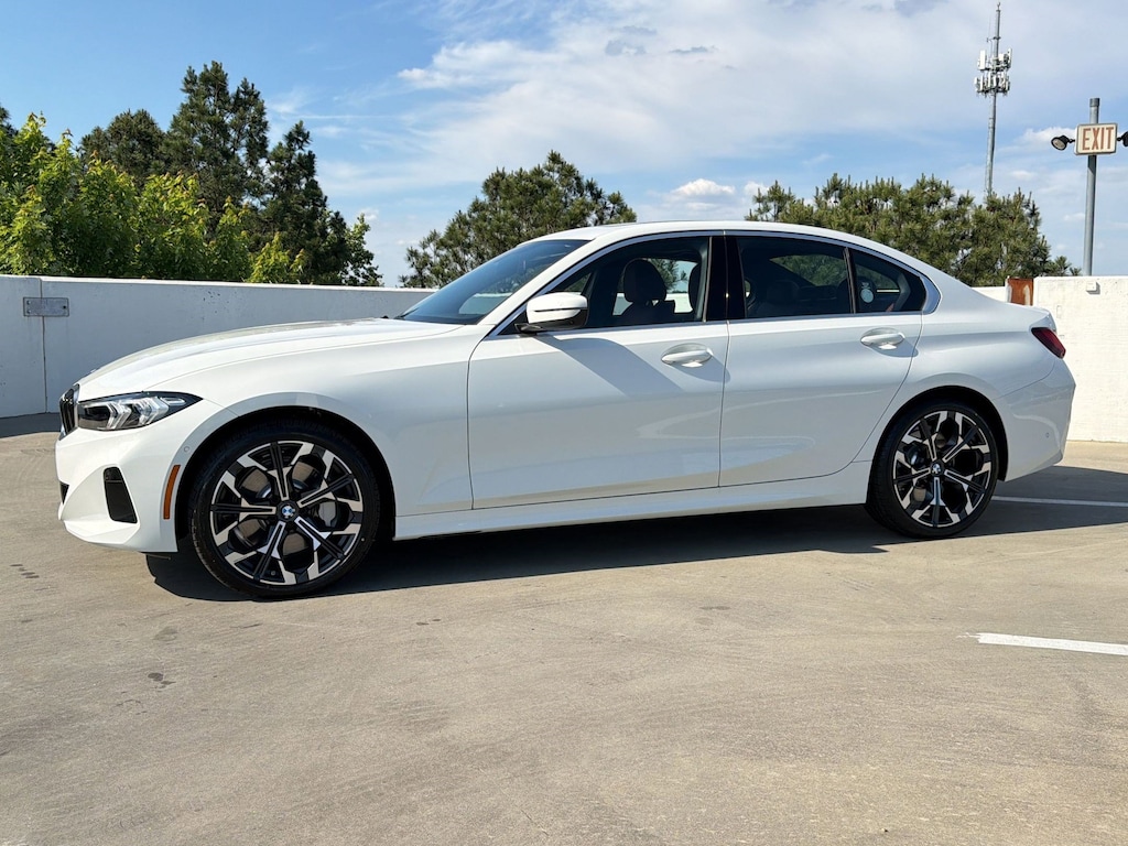 New 2026 BMW 330i Sedan