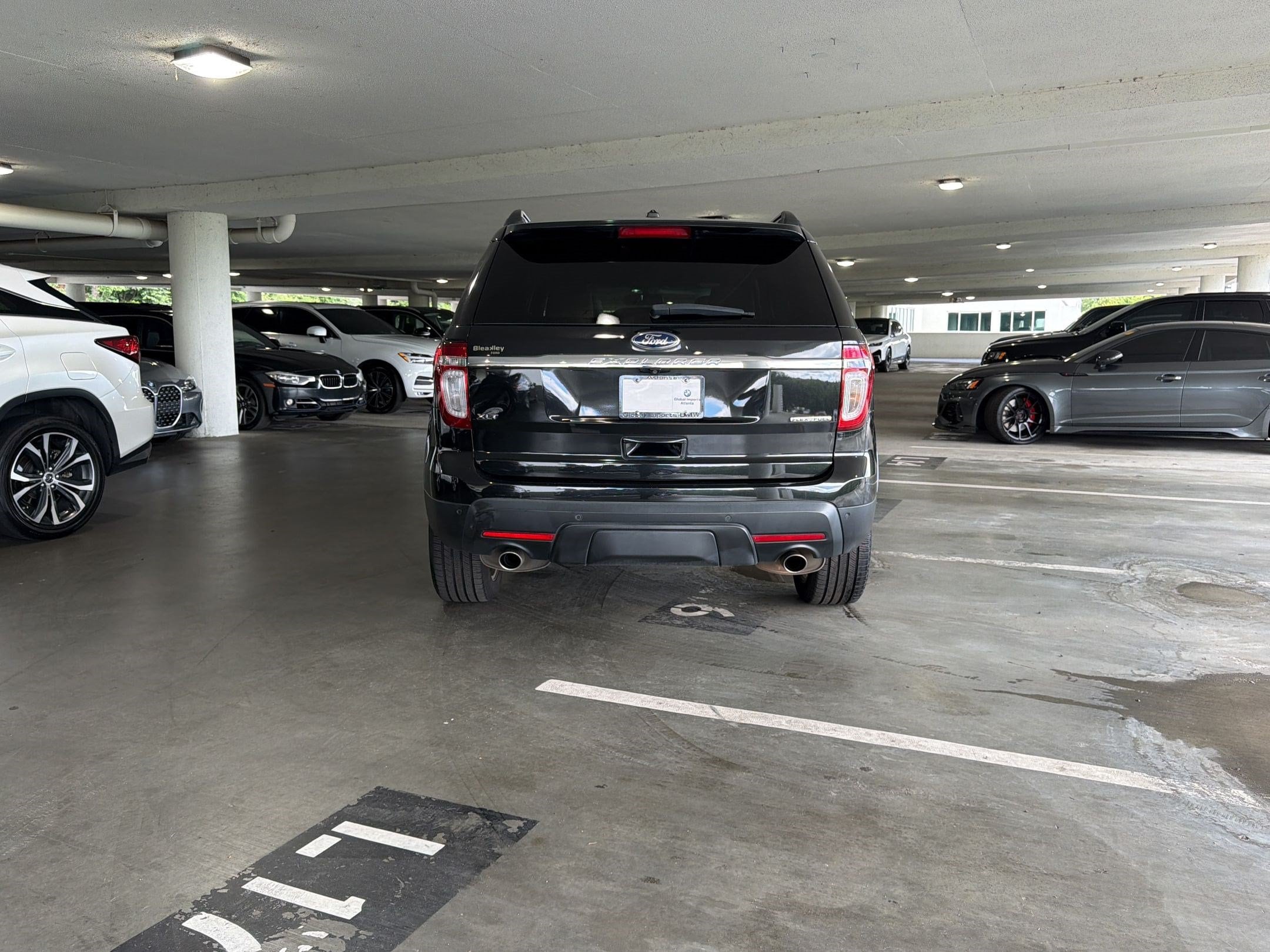 Explorer XLT SUV