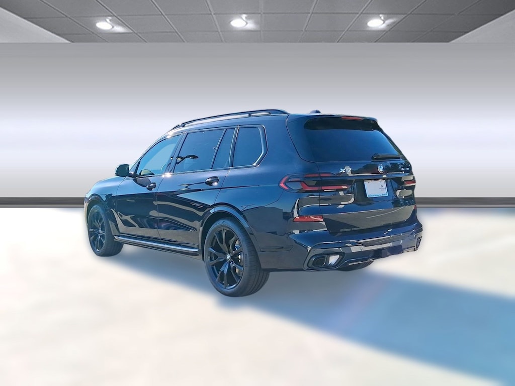 New 2026 BMW X7 xDrive40i SUV