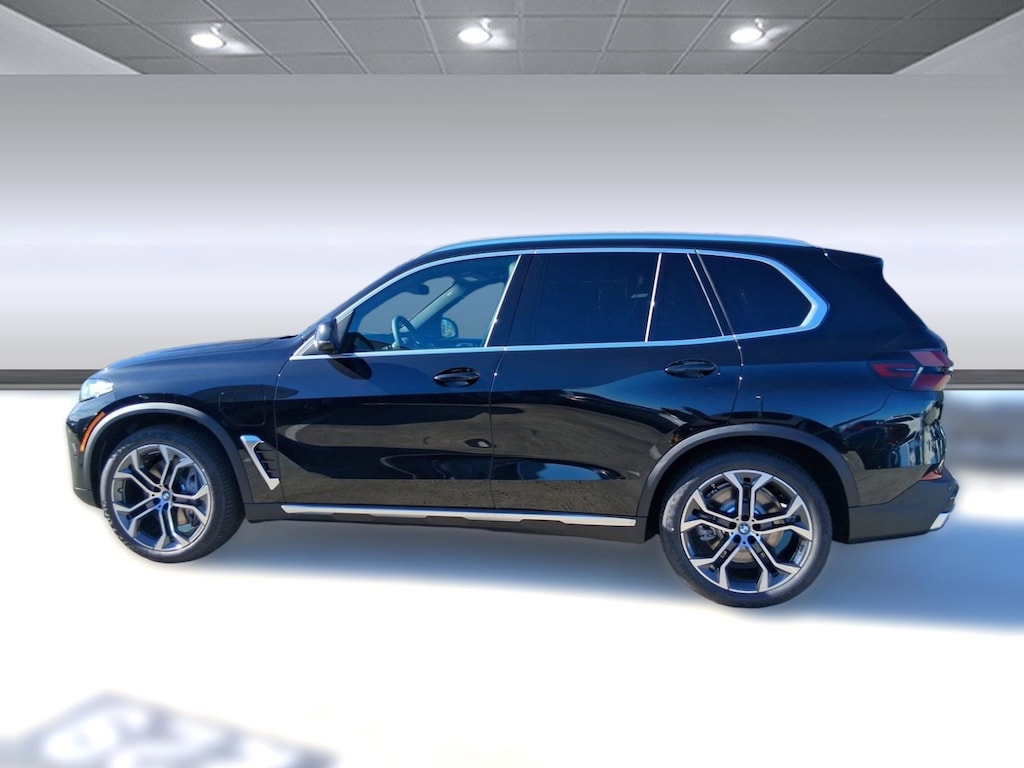 New 2026 BMW X5 PHEV xDrive50e SUV