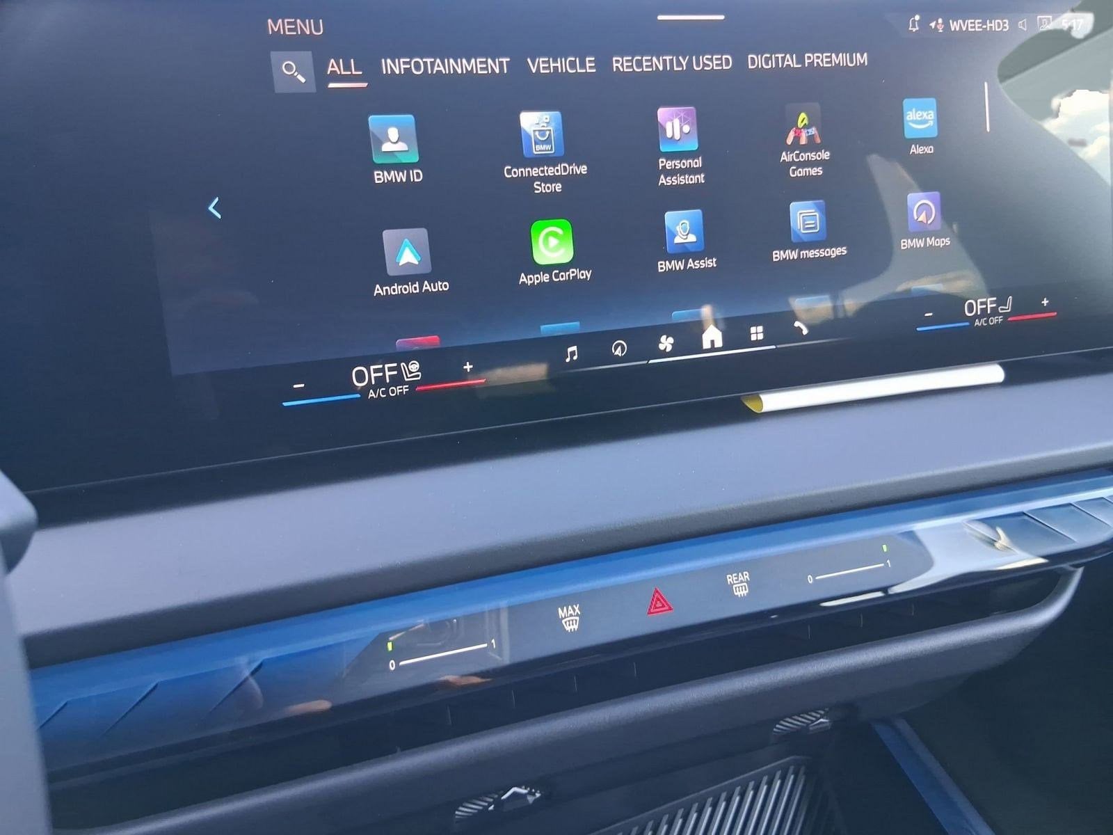 2026 BMW X3 30 - Photo 22