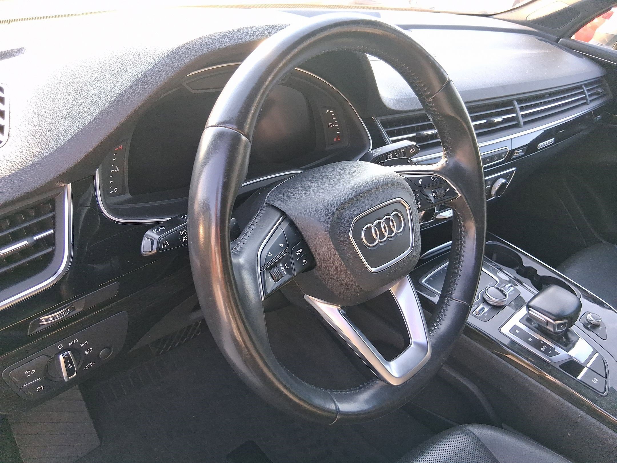 2017 Audi Q7 3.0T Premium photo 3