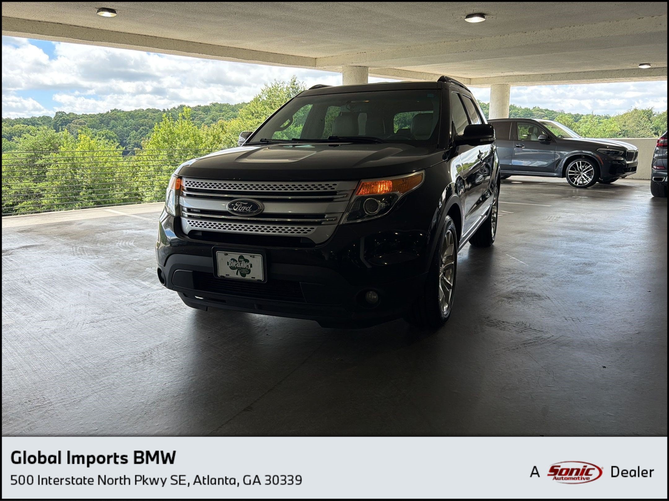 Explorer XLT SUV