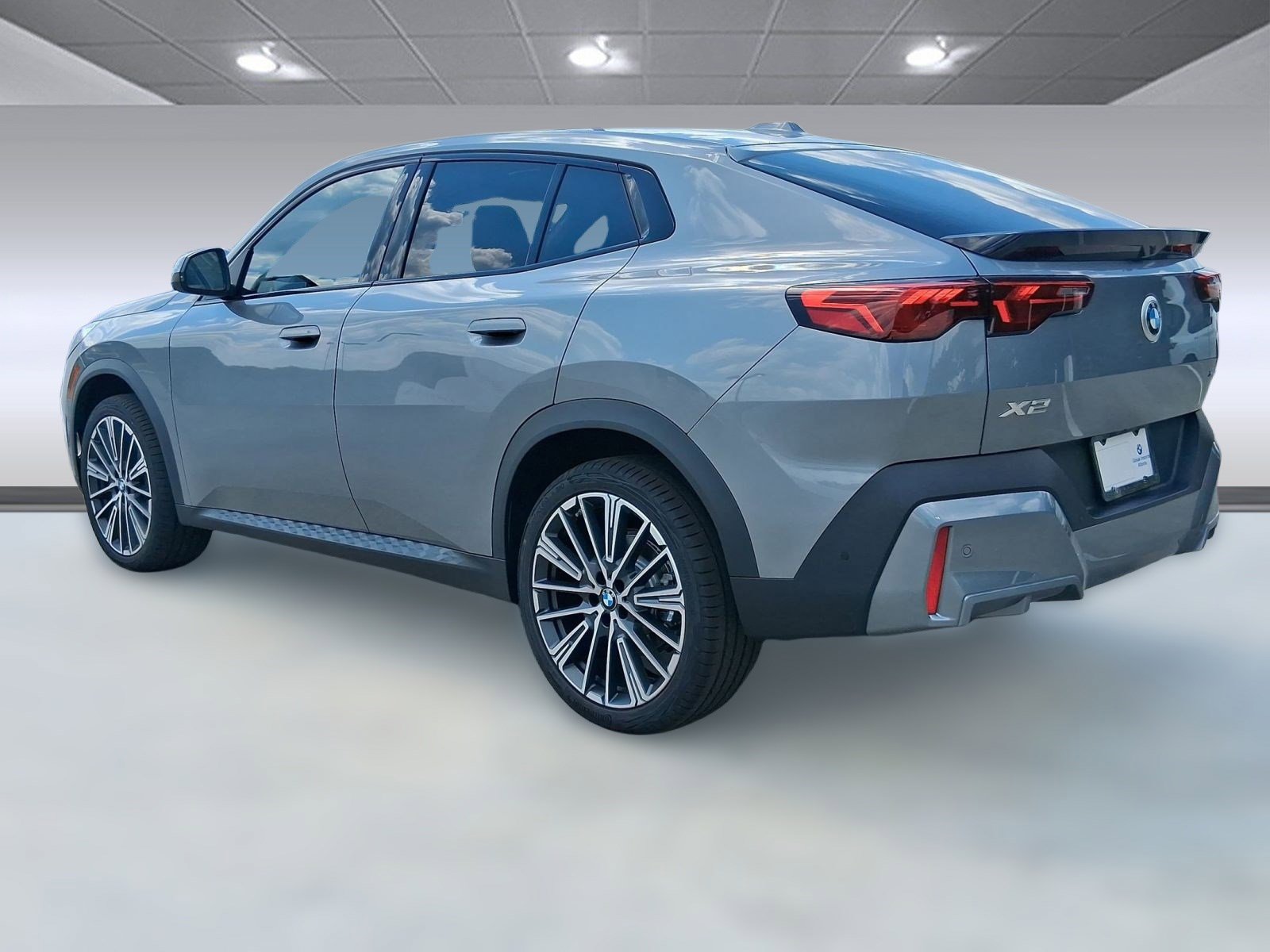 2026 Bmw X2 xDrive28i photo 3