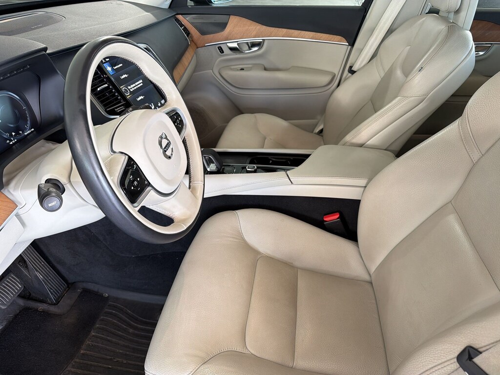 Used 2022 Volvo XC90 Recharge Plug-In Hybrid eAWD Inscription Expression 7 Seater SUV