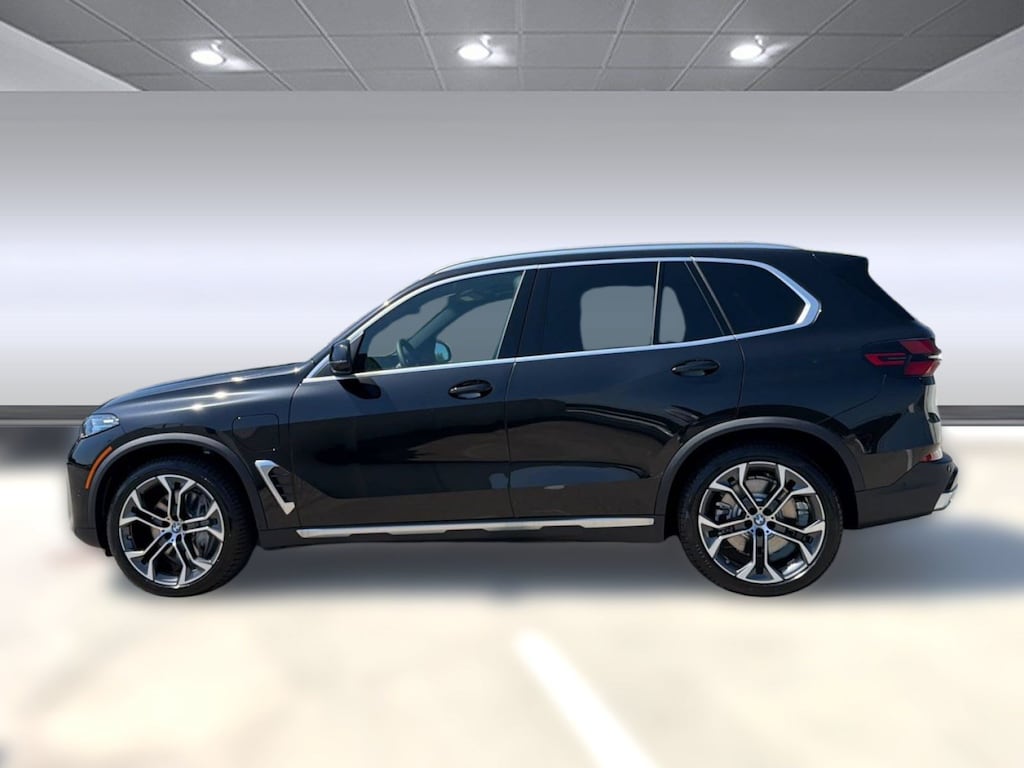New 2026 BMW X5 PHEV xDrive50e SUV