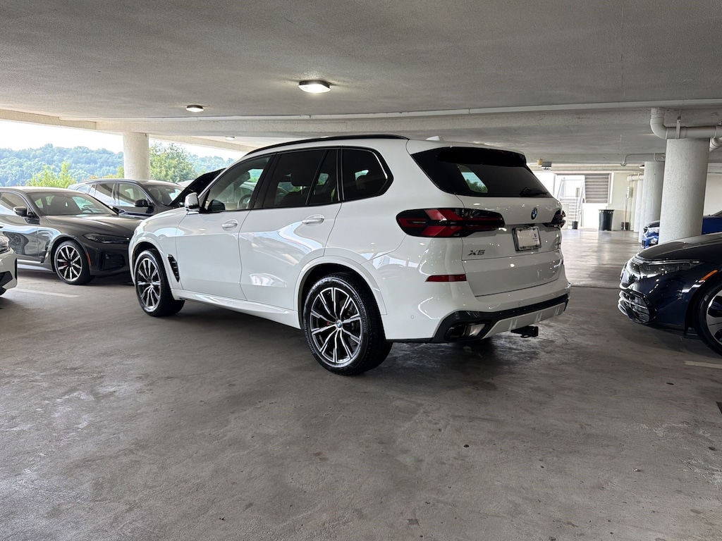 Certified 2025 BMW X5 sDrive40i SUV