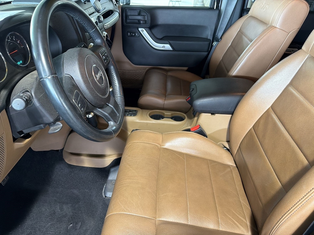Used 2011 Jeep Wrangler Unlimited Sahara SUV