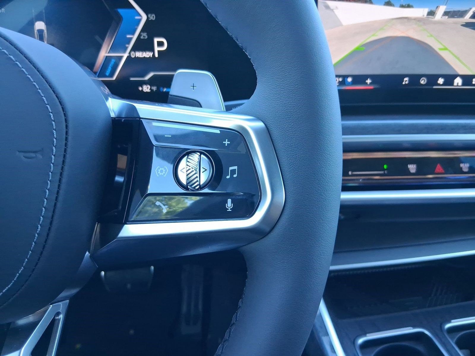 2026 BMW 7 Series 750e - Photo 22