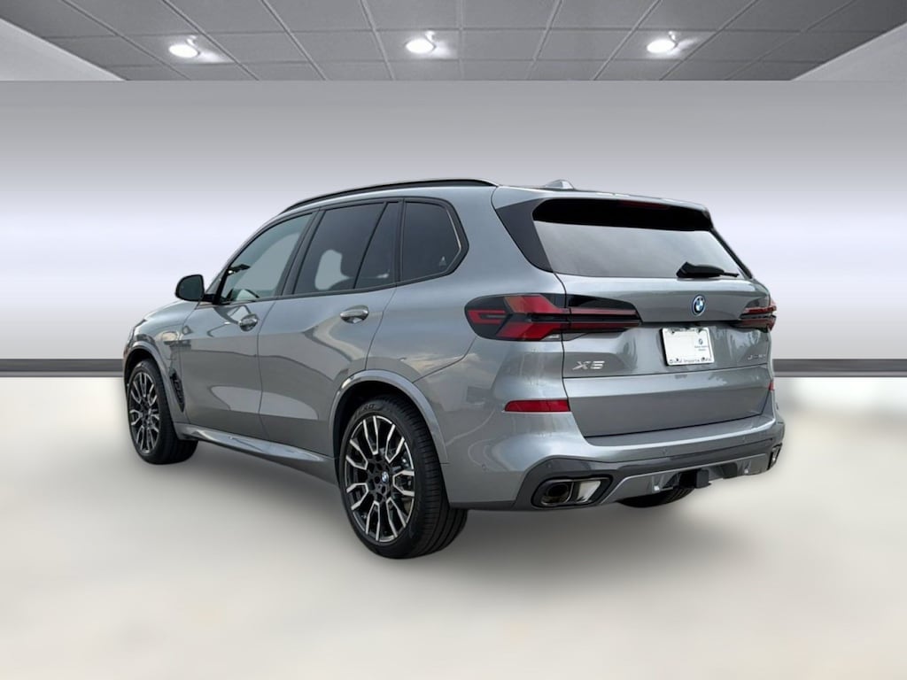 New 2026 BMW X5 PHEV xDrive50e SUV