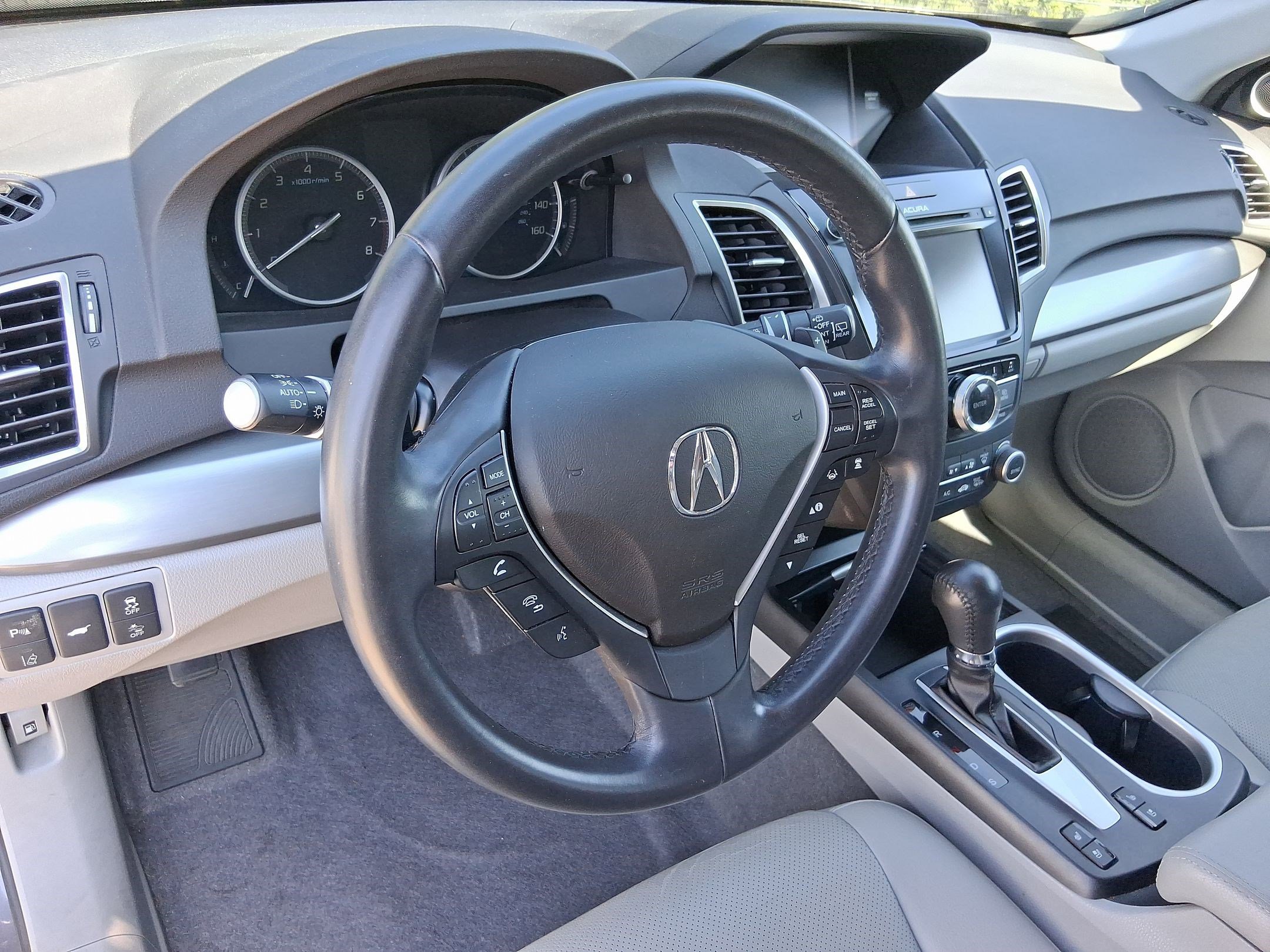 2017 Acura RDX Advance photo 3