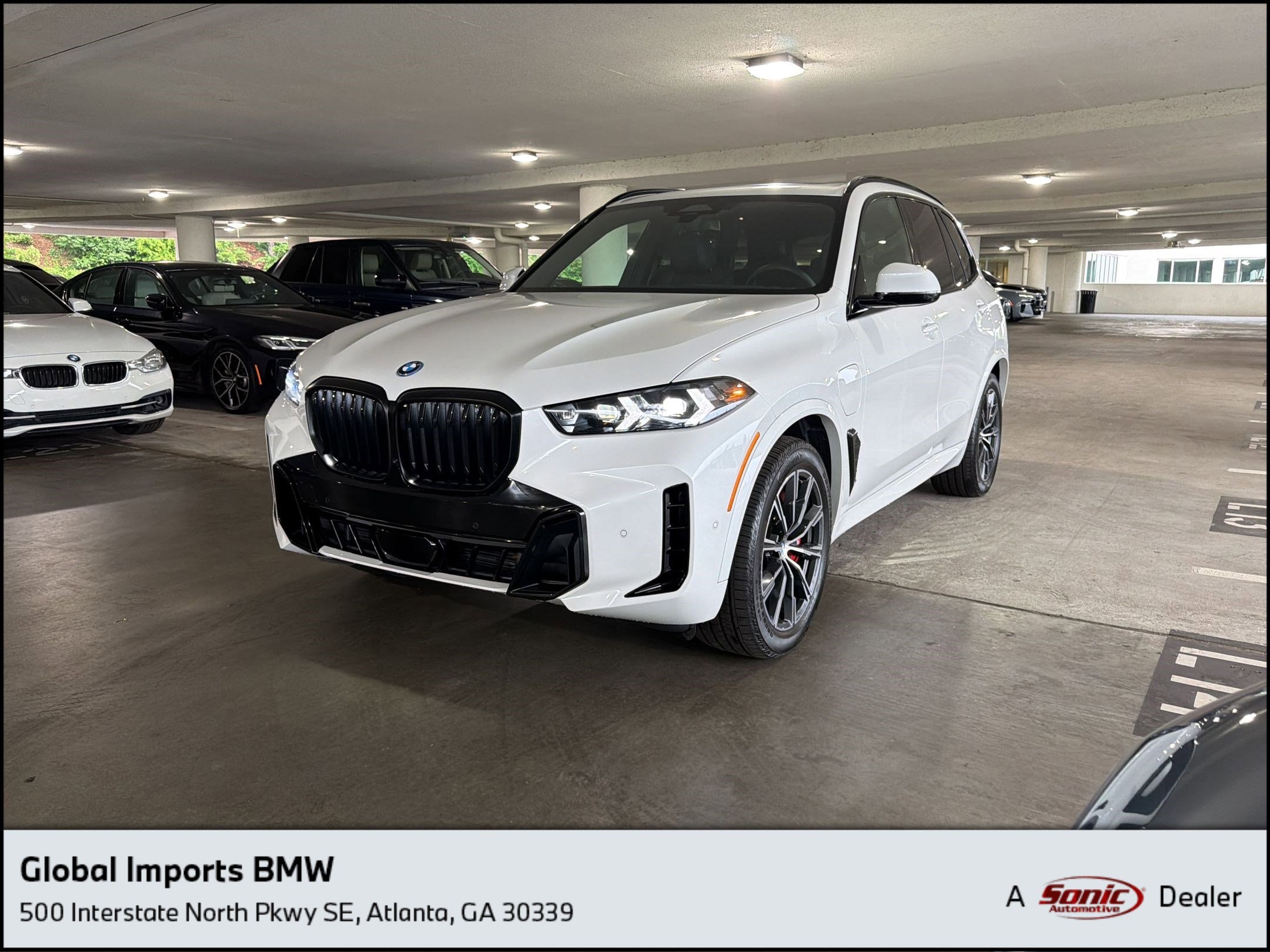 2026 BMW X5 xDrive50e's photo