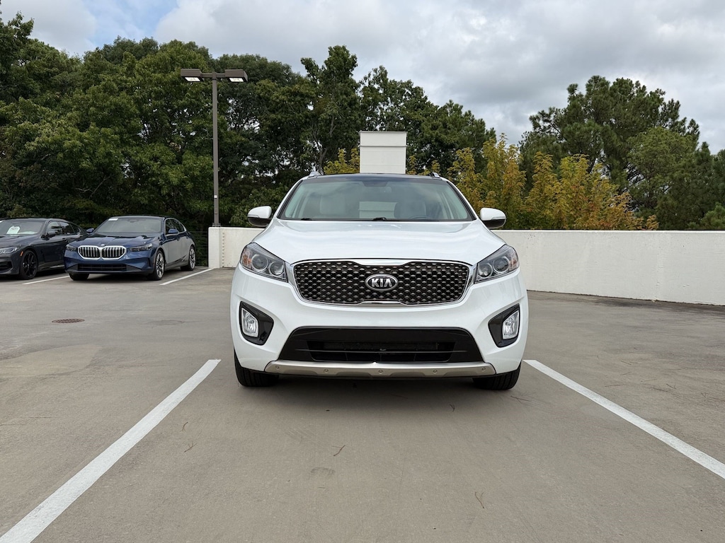 Used 2017 Kia Sorento 3.3L SX SUV