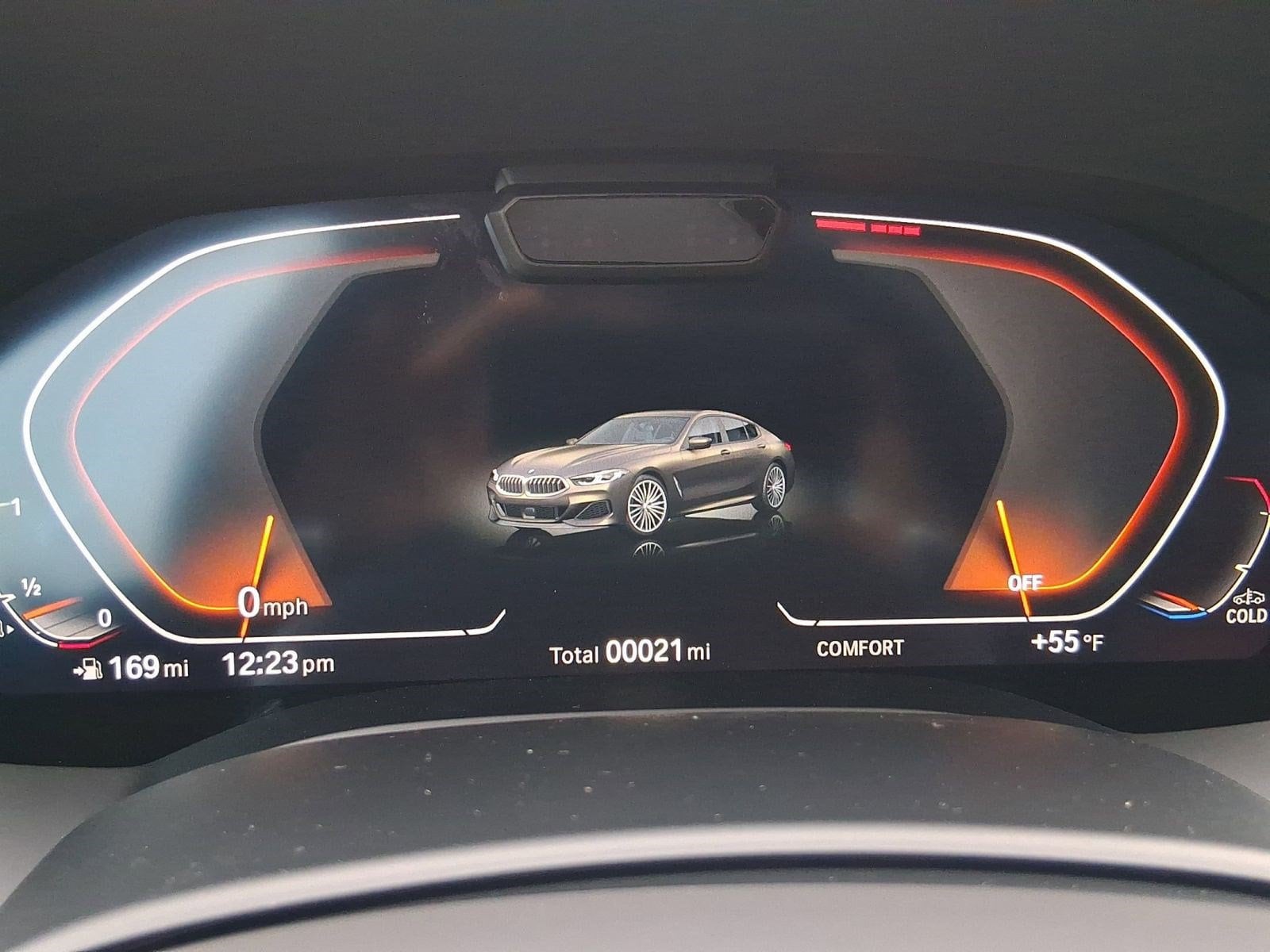 2026 BMW 8 Series 840i - Photo 18