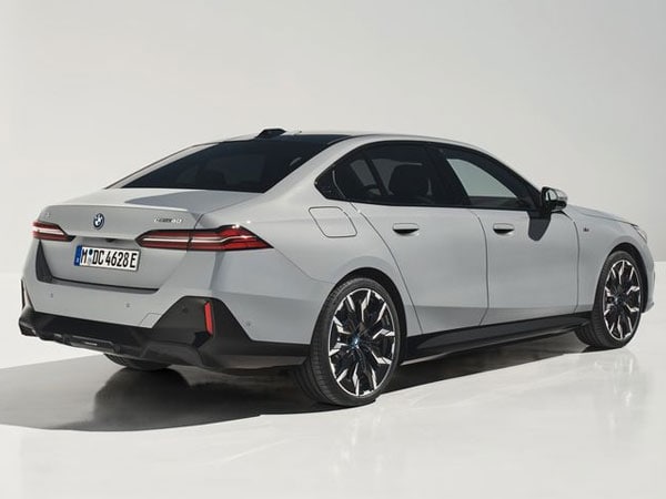 2024 BMW i5 Rear Angle